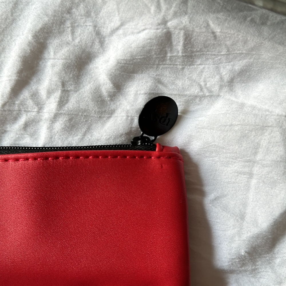 3 for $20! 2 Ipsy Bags - Picture 9 of 11